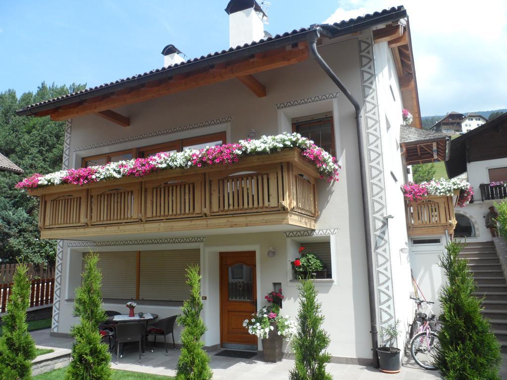 Cesa Sule De Sot Apartman Ortisei Kültér fotó