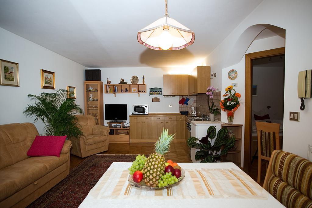 Cesa Sule De Sot Apartman Ortisei Kültér fotó